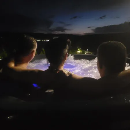 Cassovia * Holcikovce